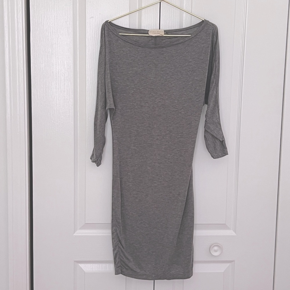Alice + Olivia Gray Women's Bateau Neck 3/4 Sleeve Mini Dress